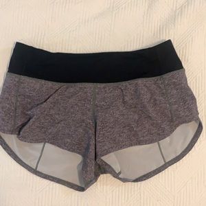 Lululemon speed up shorts size 4 like new